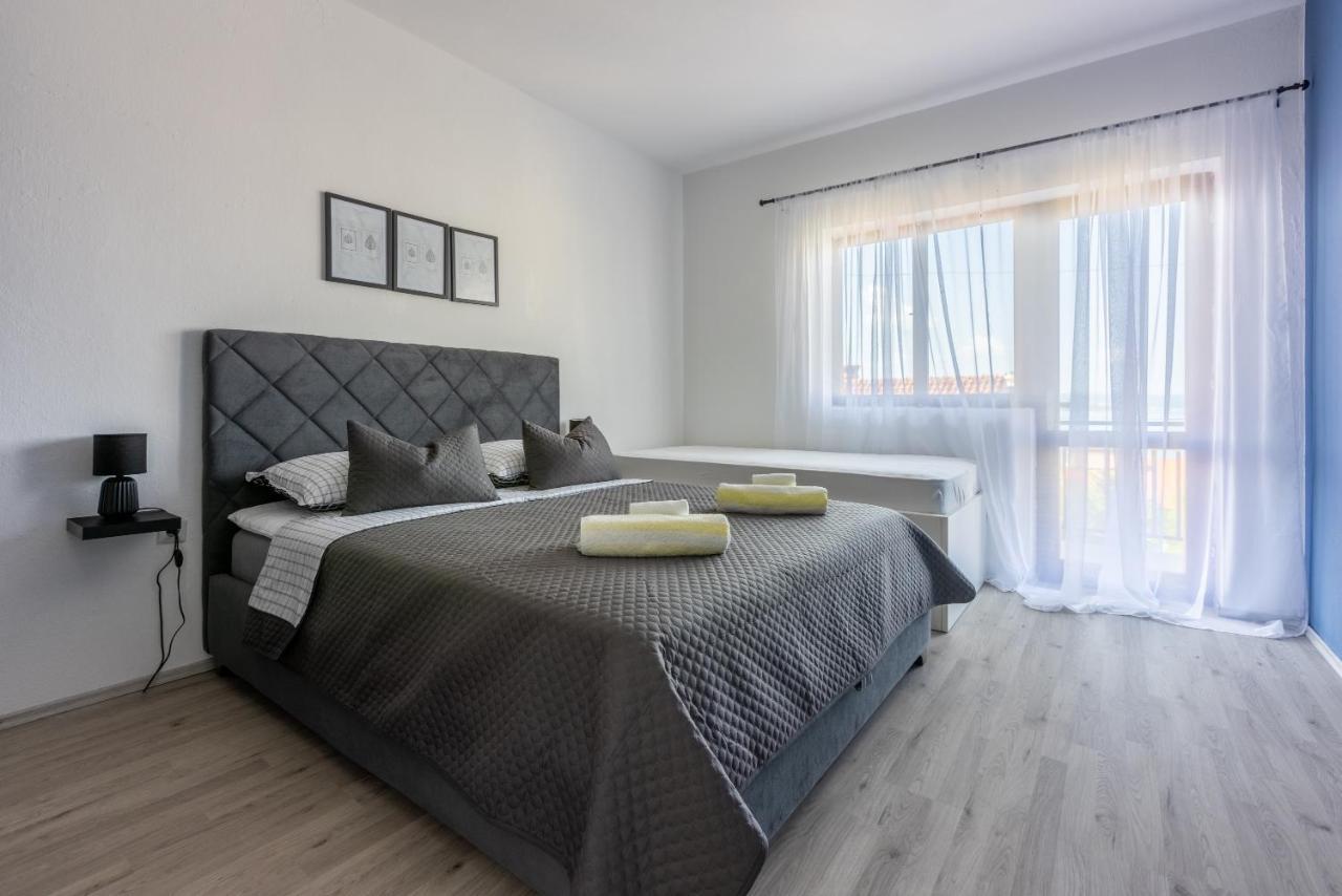 Apartman Dora Crikvenica Buitenkant foto