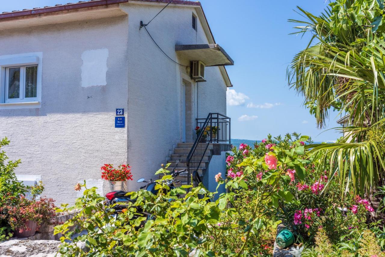 Apartman Dora Crikvenica Buitenkant foto